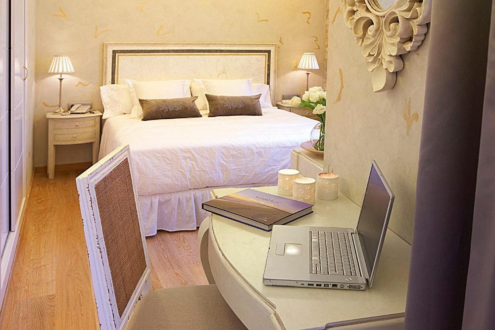 Hotel Sa Calma Begur Room photo